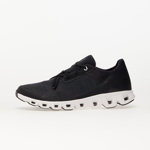 On Sneakers On M Cloud X 3 Ad Black/ White EUR 46