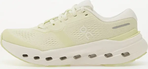 On Sneakers On W Cloudrunner 3 Seedling/ Ivory EUR 37
