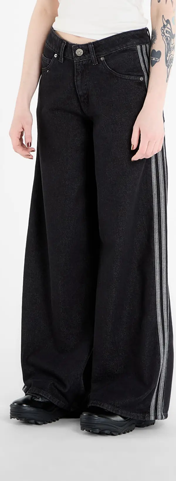 adidas Originals Superge adidas Firebird Adilenium Track Pant Denim True Black Denim W26/L32