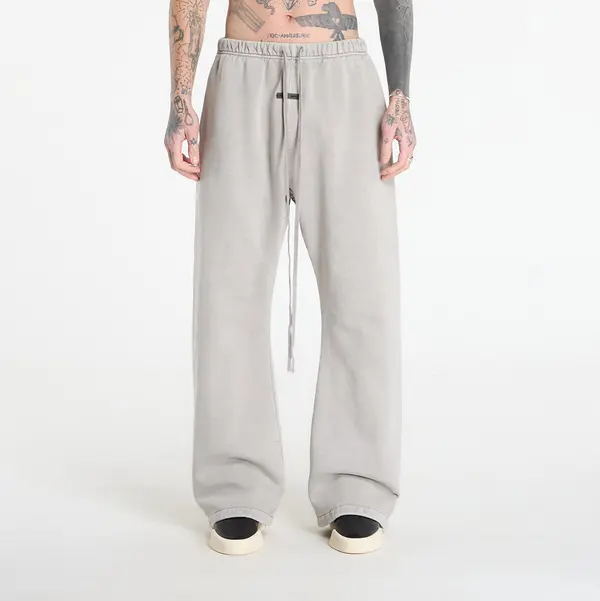 Fear of God Essentials Superge Fear of God Essentials Flare Sweatpant Smoke Grey XL
