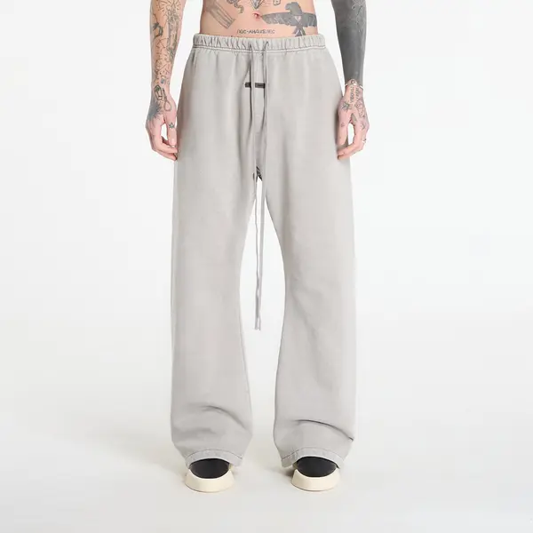 Fear of God Essentials Superge Fear of God Essentials Flare Sweatpant Smoke Grey XL