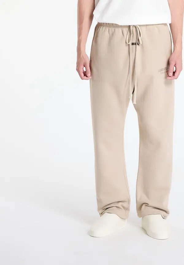 Fear of God Essentials Superge Fear of God Essentials Relaxed Fleece Sweatpant Timber XL