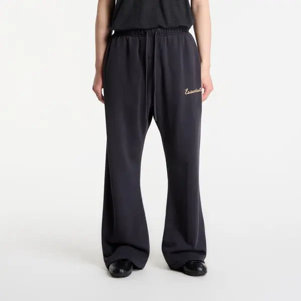 Fear of God Essentials Superge Fear of God Essentials Training Classic Fit Flare Sweatpant Faded Black M