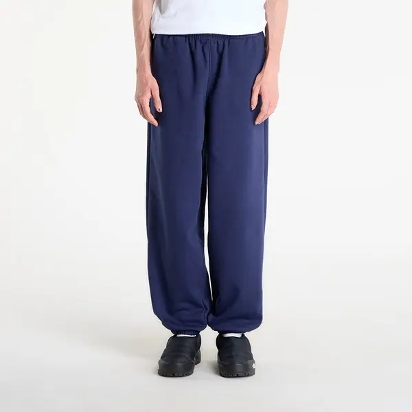 The North Face Superge The North Face Redbox Sweatpants Summit Navy S