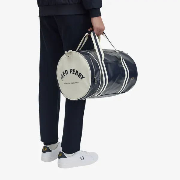 FRED PERRY Torba Fred Perry Classic Barrel Bag Navy/ Ecru Universal