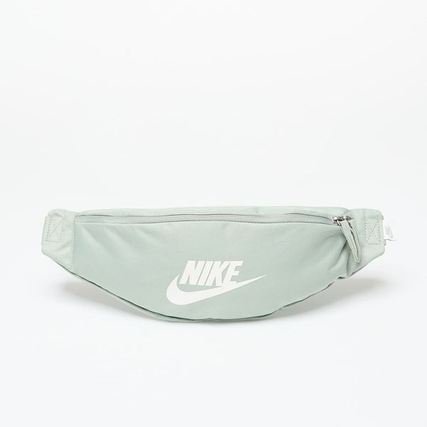 Nike Torbica za pas Nike Heritage Waistpack Jade Horizon/ Jade Horizon/ Summit White 3 l