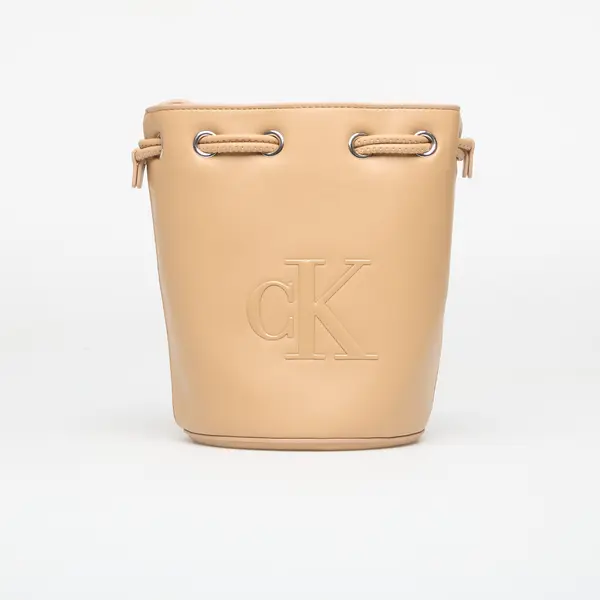 Calvin Klein Torbice Calvin Klein Bold Ck Small Bucket Bag Tannin Universal