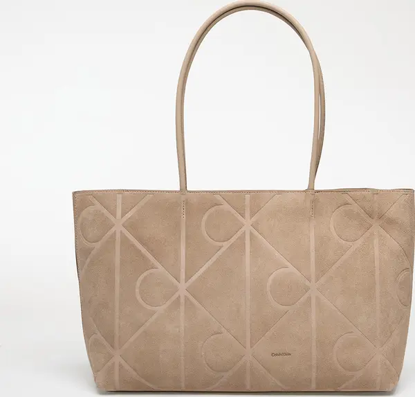 Calvin Klein Torbice Calvin Klein Emblem Aop Embossed Suede Tote Beige Universal