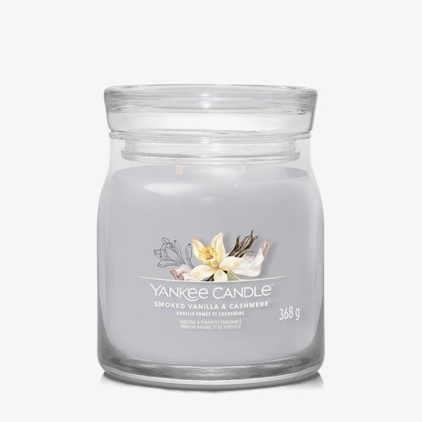 Yankee Candle Yankee Candle Signature Medium Jar 2 Wicks - Smoked Vanilla & Cashmere Universal