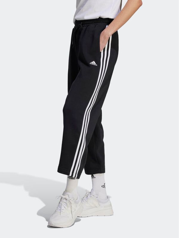 adidas adidas Spodnji del trenirke Essentials 3-Stripes Open Hem Fleece HZ5748 Črna Loose Fit