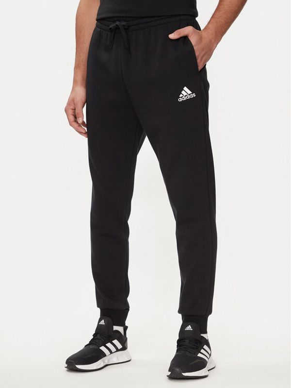 adidas adidas Spodnji del trenirke Essentials Fleece Regular Tapered Joggers HL2236 Črna Regular Fit