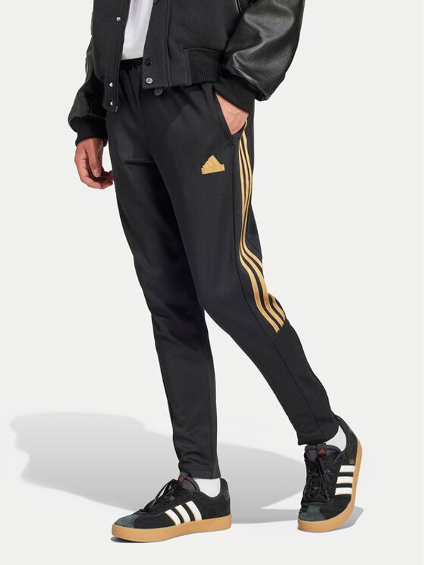 adidas adidas Spodnji del trenirke House of Tiro Nations IW8865 Črna Regular Fit