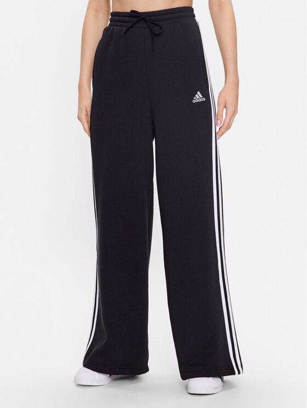 adidas adidas Spodnji del trenirke HZ5747 Črna Regular Fit