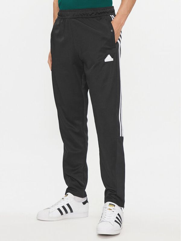 adidas adidas Spodnji del trenirke Tiro IP3778 Črna Regular Fit