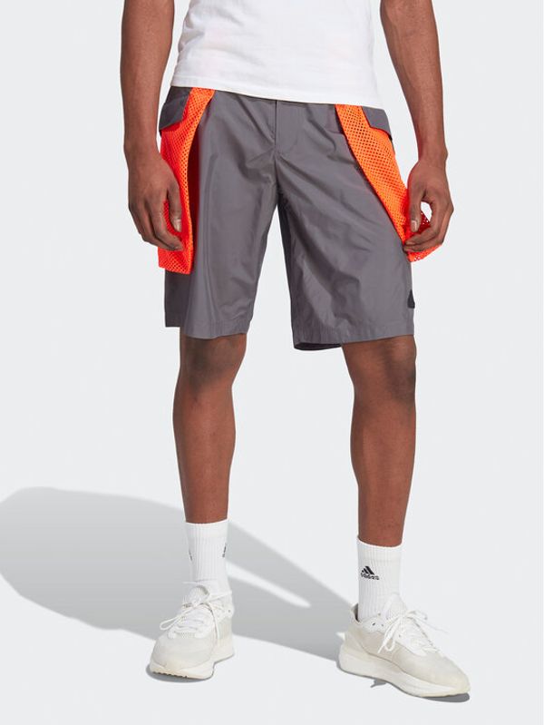 adidas adidas Športne kratke hlače City Escape Premium Shorts IC3730 Siva Loose Fit