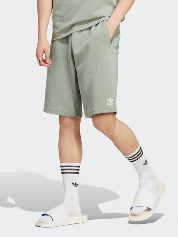 adidas adidas Športne kratke hlače Essentials+ Made With Hemp Shorts HR2964 Zelena Regular Fit