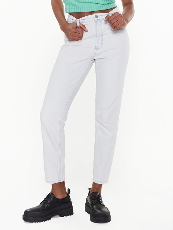 Calvin Klein Jeans Calvin Klein Jeans Jeans hlače J20J220859 Bela Mom Fit