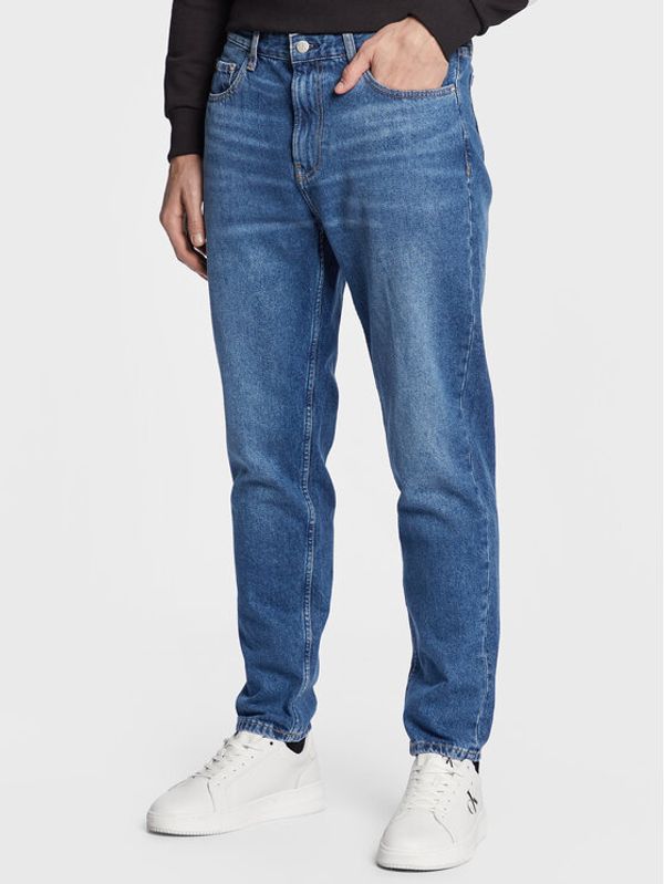 Calvin Klein Jeans Calvin Klein Jeans Jeans hlače J30J322411 Modra Tapered Fit