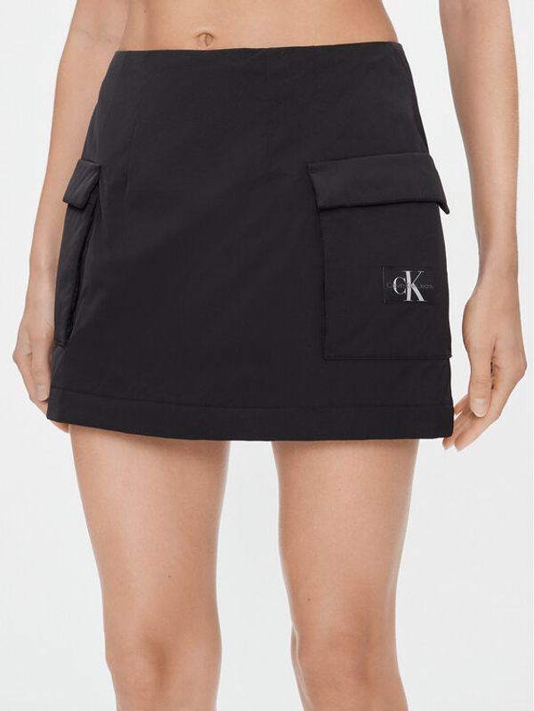 Calvin Klein Jeans Calvin Klein Jeans Mini krilo Light Padded Cargo Skirt J20J222620 Črna Regular Fit