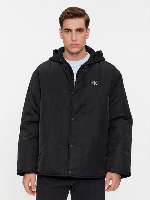 Calvin Klein Jeans Calvin Klein Jeans Prehodna jakna Skater Hooded Jacket J30J325290 Črna Regular Fit