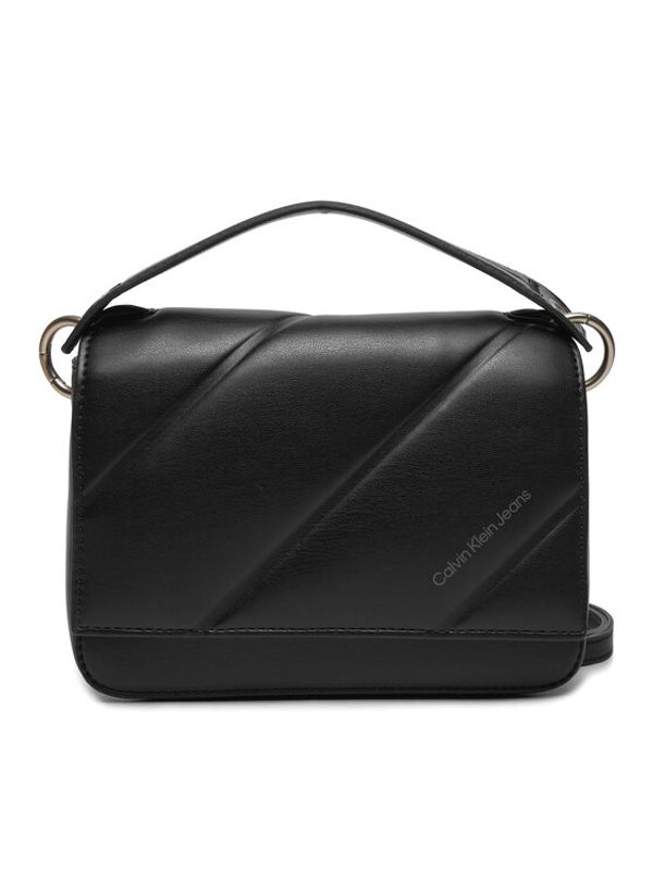Calvin Klein Jeans Calvin Klein Jeans Ročna torba Quilted Roxy Flap C820 K60K612371 Črna