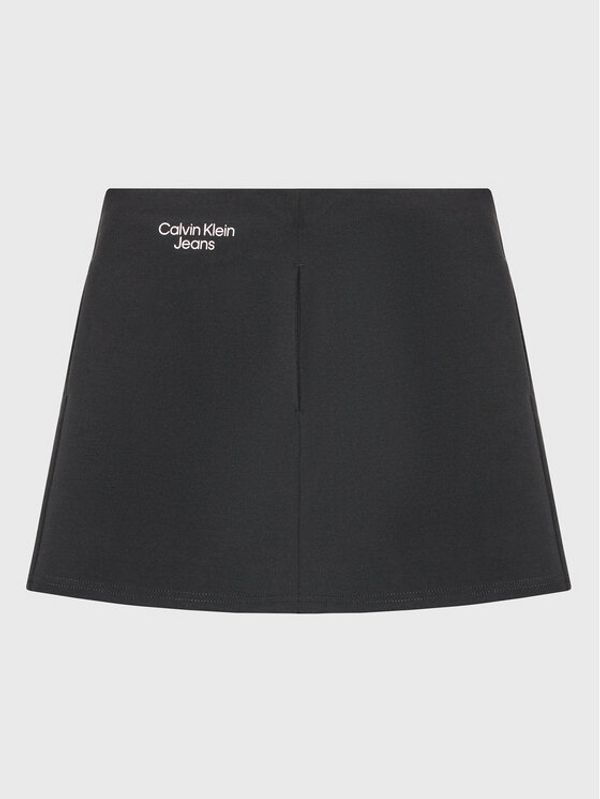 Calvin Klein Jeans Calvin Klein Jeans Trapezno krilo Stack Logo IG0IG01998 Črna Regular Fit
