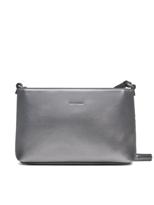 Calvin Klein Calvin Klein Ročna torba Ck Must Crossbody Md_ Emb K60K611359 Srebrna