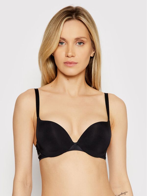 Chantelle Chantelle Push-Up nedrček Essential C15G20 Črna