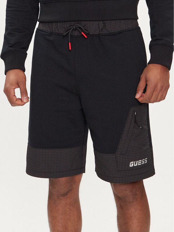 Guess Guess Športne kratke hlače Z4GD00 KC532 Črna Regular Fit