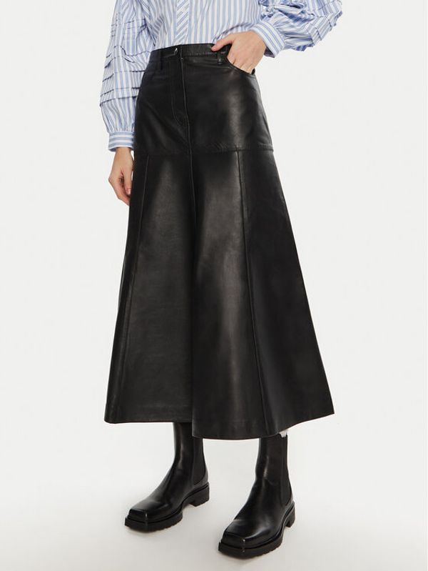 Munthe Munthe Usnjeno krilo Tuxya 243122524304 Črna Regular Fit