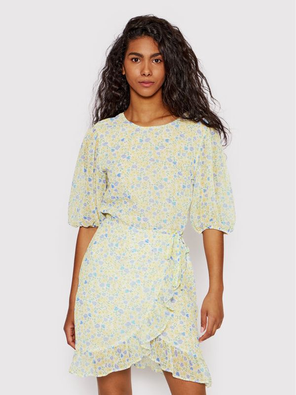 NA-KD NA-KD Vsakodnevna obleka 1018-008515-5371-581 Bela Regular Fit