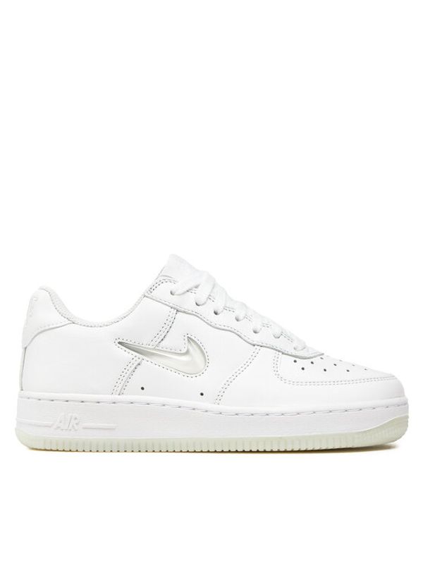 Nike Nike Superge Air Force 1 Low Retro FN5924 100 Bela