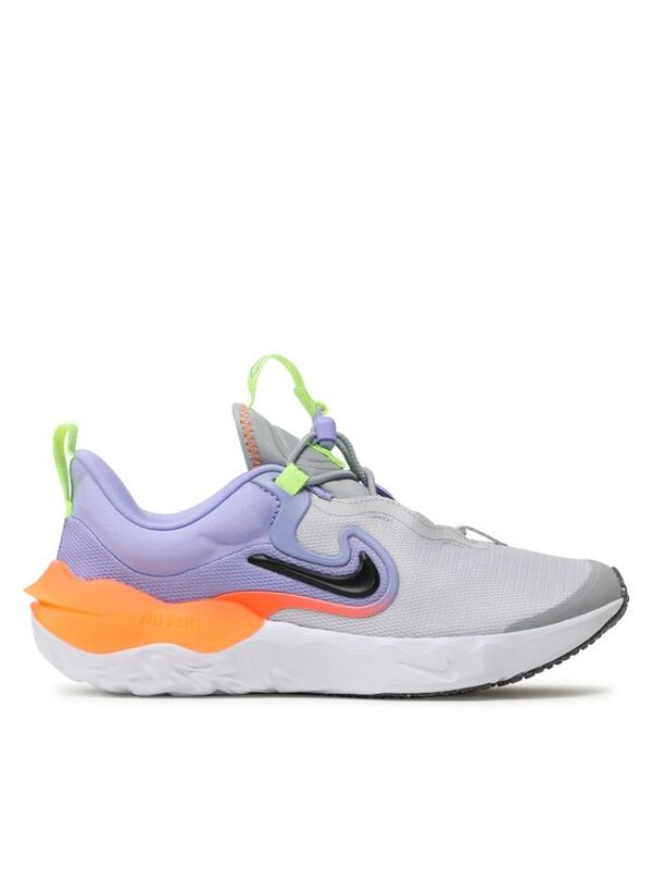 Nike Nike Tekaški čevlji Run Flow (GS) DR0472 002 Siva