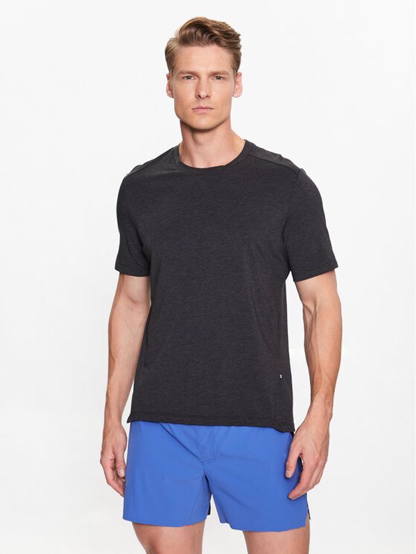 On On Majica Active-T M 12200139 Črna Athletic Fit