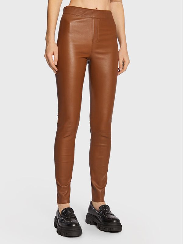 Remain Remain Usnjene hlače Snipe Leggings Leather RM1508 Rjava Slim Fit