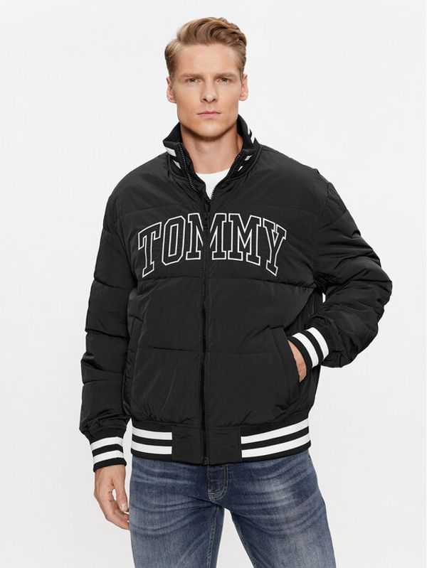 Tommy Jeans Tommy Jeans Bomber jakna DM0DM17479 Črna Relaxed Fit
