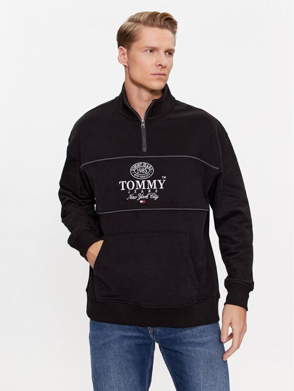 Tommy Jeans Tommy Jeans Jopa Luxe Athletic DM0DM17800 Črna Relaxed Fit