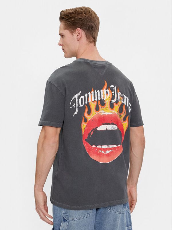 Tommy Jeans Tommy Jeans Majica Vintage Fire Lips DM0DM18280 Siva Regular Fit