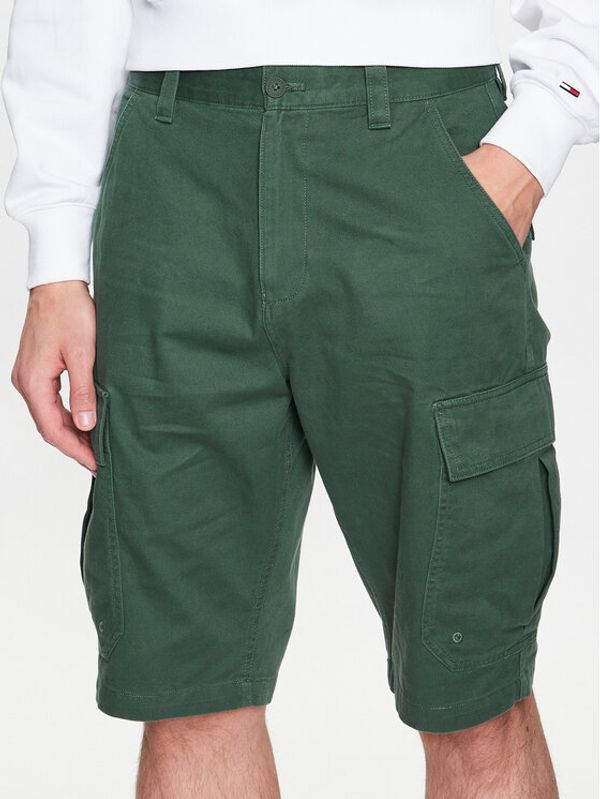 Tommy Jeans Tommy Jeans Kratke hlače iz tkanine Aiden Baggy DM0DM15974 Zelena Regular Fit