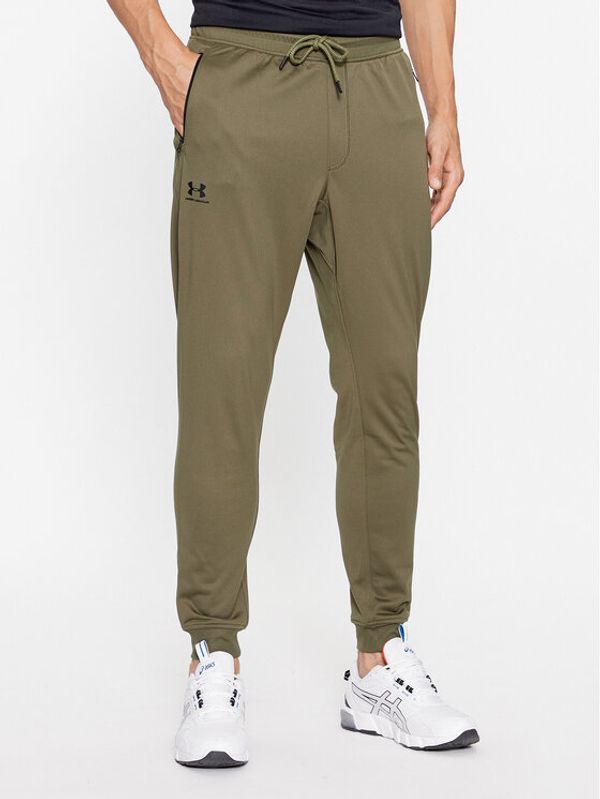 Under Armour Under Armour Spodnji del trenirke Sportstyle Tricot Jogger 1290261 Khaki Loose Fit