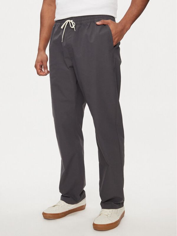 Vans Vans Hlače iz tkanine Range Relaxed Sport Pant VN000G6C Siva Relaxed Fit