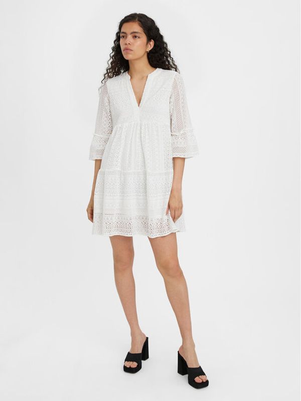 Vero Moda Vero Moda Poletna obleka Honey 10275875 Bela Relaxed Fit