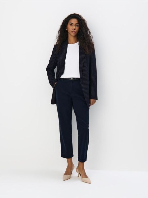 Mohito Mohito - Hlače chino s pasom - mornarsko modra