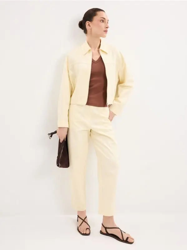 Mohito Mohito - Hlače iz mešanice liocela - rumena