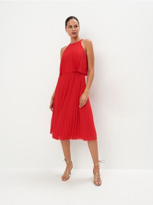 Mohito Mohito - Obleka midi s halter izrezom - rdeča