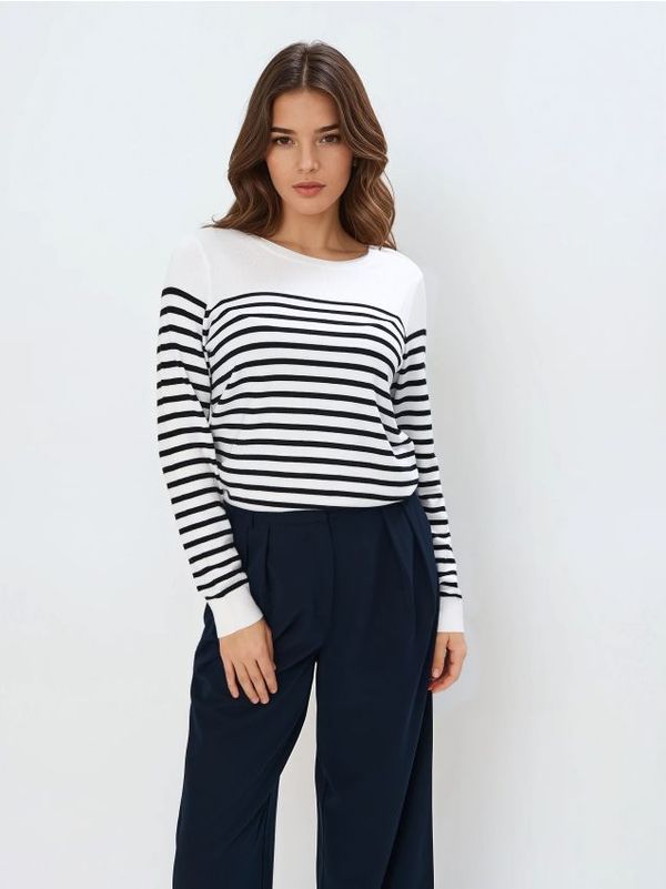 Mohito Mohito - Pulover iz mešanice viskoze - bela