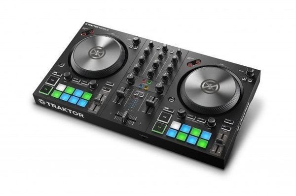 Native Instruments Native Instruments Traktor Kontrol S2 MK3 DJ kontroler