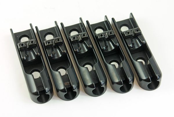 Partsland Partsland IDV5B-BK1561 Rezervna kobilica za bas kitaro