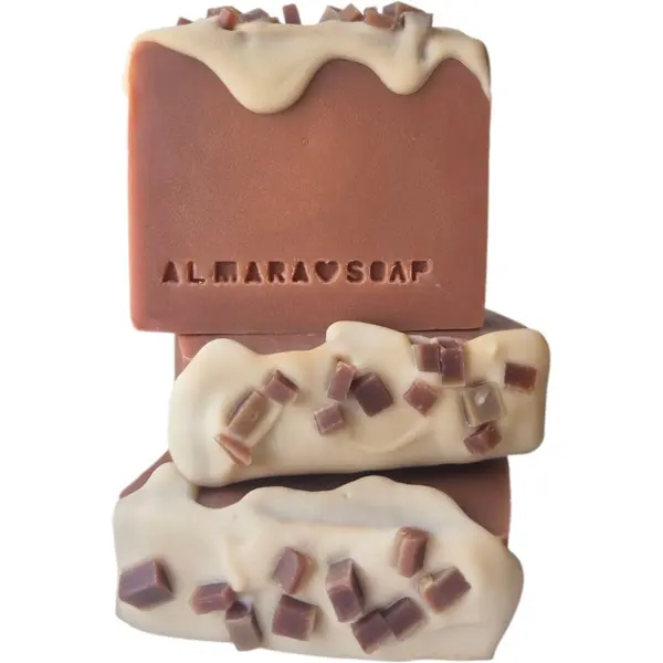 Almara Soap Almara Soap Caramel Cupcake ročno izdelano milo 100 g