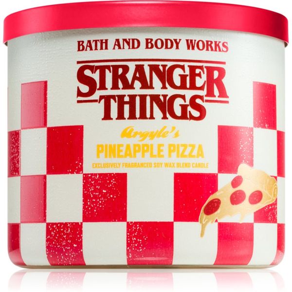 Bath & Body Works Bath & Body Works Stranger Things Argyle's Pineapple Pizza dišeča sveča 411 g